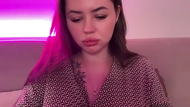 AlmaryKim online show from 03.04.26