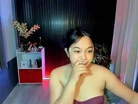 UrFavouriteCravings online show from 11.02.25