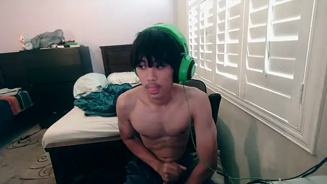 youngasianboy2007 online show from 10.11.25