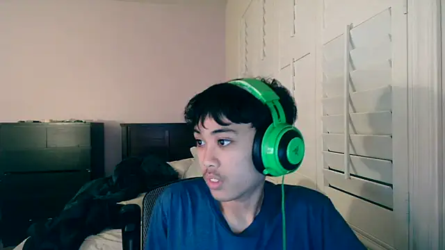 youngasianboy2007 online show from 02.28.26