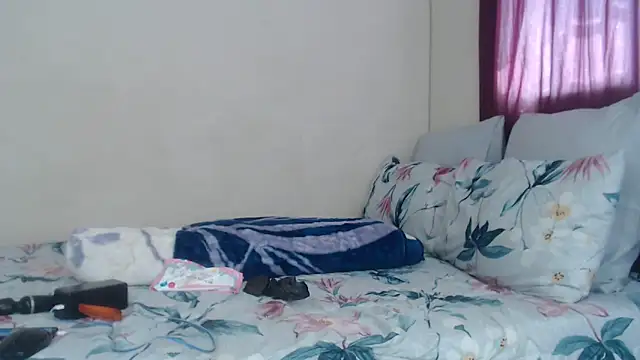 PIXIEBITCHXXX26 online show from 03.17.26