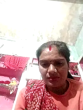 LOVE-VIKA online show from 10.17.25