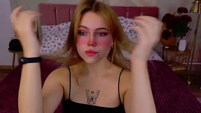 Snapshot of Stellahaart chatting on 11.10.25 Stellahaart online show from 11.10.25