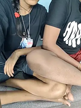 Unique girls90 online show from 02.28.26