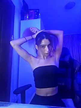 YuriXo online show from 11.20.25