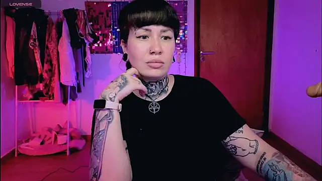 Senorita  Dakota online show from 04.14.26