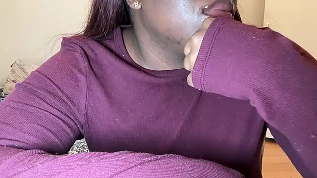 nanaisbackk online show from 02.10.26