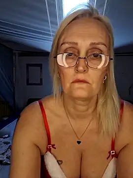 Jenny Blum online show from 12.03.25