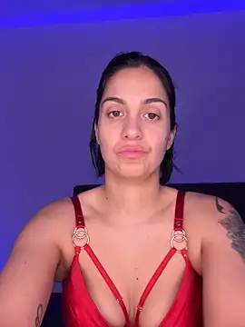 LaPetiteKim online show from 01.14.26