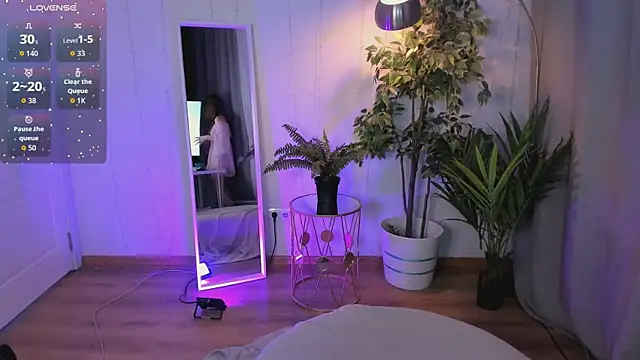 PollyMayer online show from 02.22.26