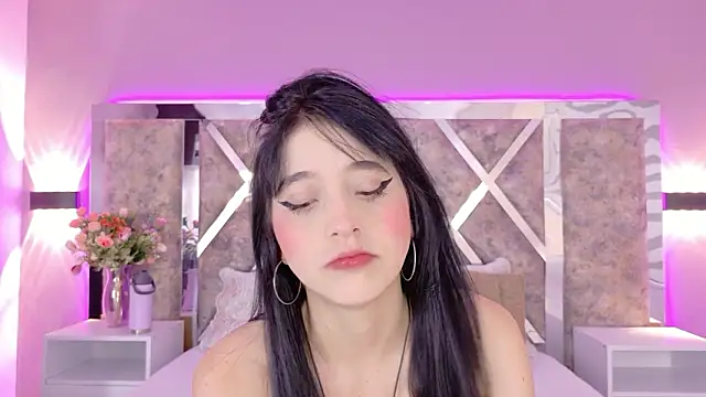 MeganR  online show from 03.12.26