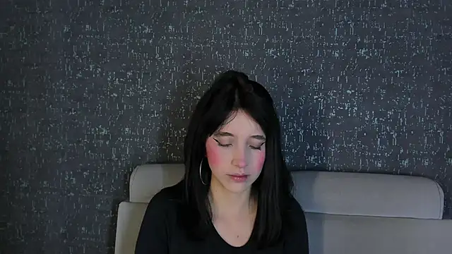 Snapshot of MeganR_ chatting on 04.24.26 MeganR online show from 04.24.26