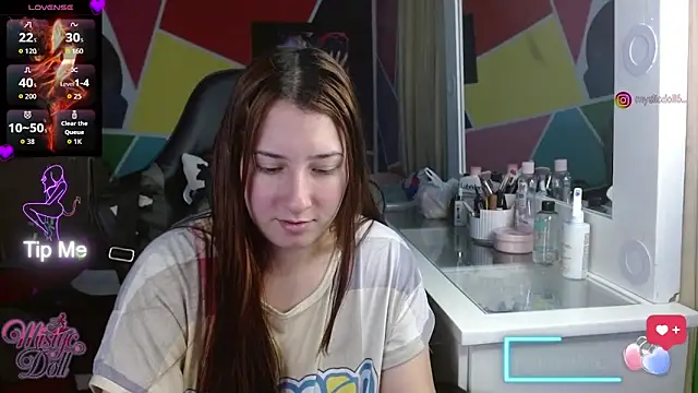 Snapshot of Mysticdoll69_ chatting on 11.09.25 Mysticdoll69 online show from 11.09.25