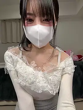 Snapshot of hana-08787- chatting on 02.11.26 hana-08787- online show from 02.11.26