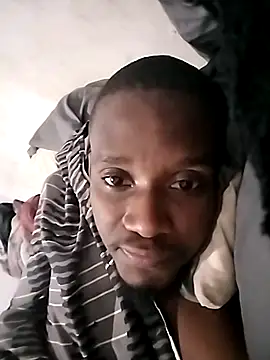 Snapshot of Thabisomgaga1 chatting on 01.13.26 Thabisomgaga1 online show from 01.13.26