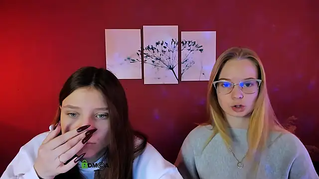 Snapshot of dakota_night_ chatting on 10.15.25 dakota night online show from 10.15.25