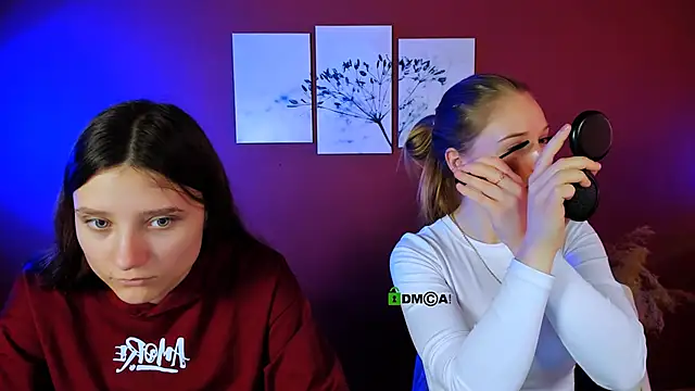 Snapshot of dakota_night_ chatting on 10.18.25 dakota night online show from 10.18.25