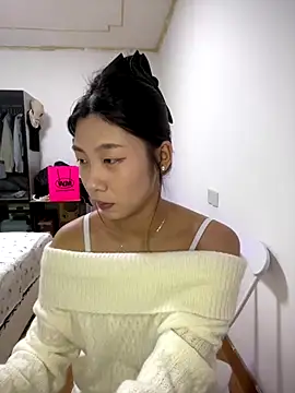 Snapshot of chibaoao66 chatting on 11.04.25 chibaoao66 online show from 11.04.25