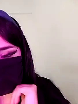 Snapshot of hot_inaas chatting on 11.09.25 hot inaas online show from 11.09.25