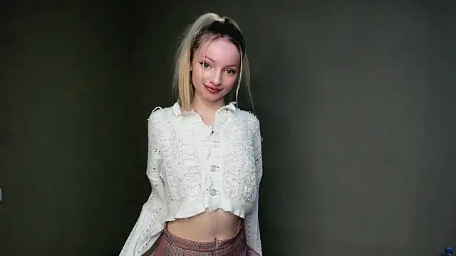 Snapshot of PocketDollX chatting on 02.03.26 PocketDollX online show from 02.03.26