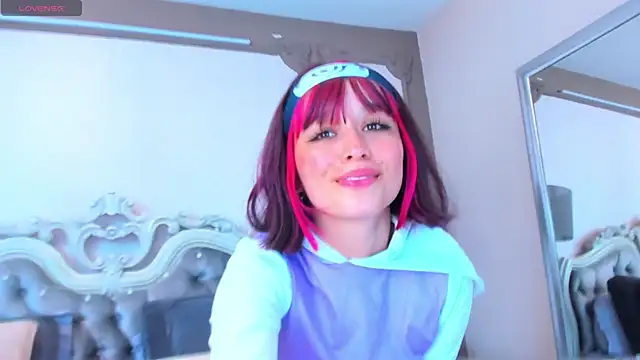 SiaSavach online show from 11.13.25