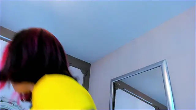 SiaSavach online show from 11.16.25