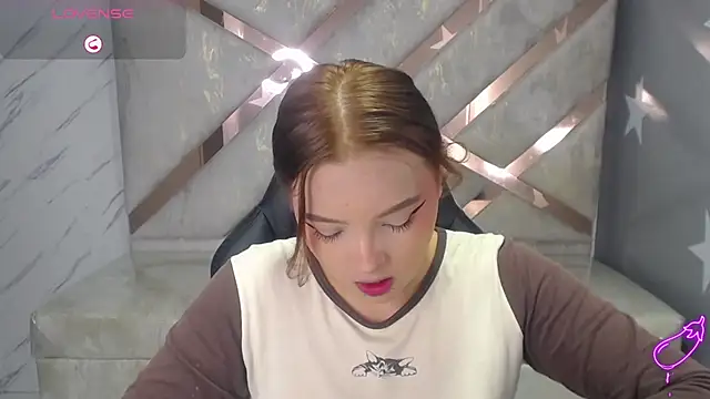 mia foster t online show from 04.06.26