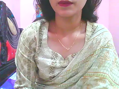 night queeen7 online show from 11.30.25