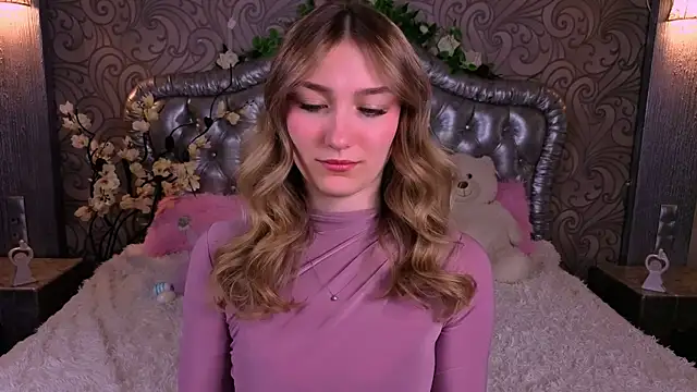 AngelAnabelle online show from 04.17.26