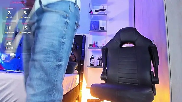 Snapshot of _Duriel chatting on 01.31.26 Duriel online show from 01.31.26