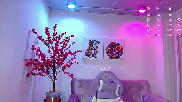 Summer miller online show from 12.02.25