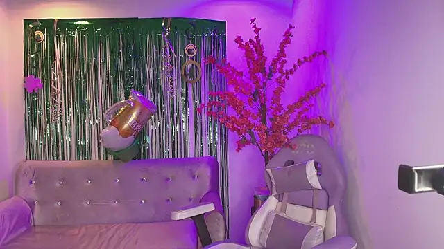 Summer miller online show from 03.17.26