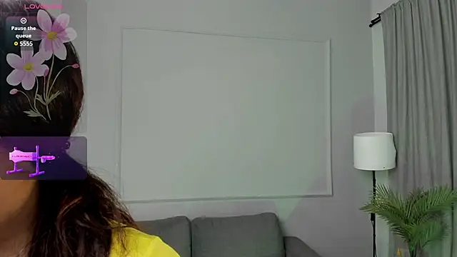 Snapshot of Nahomycarterr chatting on 04.22.26 Nahomycarterr online show from 04.22.26