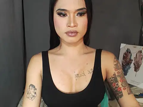 Snapshot of TSsexy_LOVERxxxx chatting on 10.31.25 TSsexy LOVERxxxx online show from 10.31.25