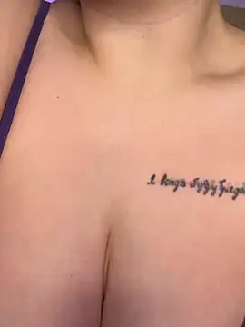 KellyMoors online show from 03.26.26