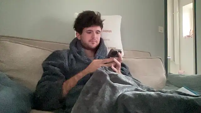 Snapshot of VersaGoo chatting on 10.14.25 VersaGoo online show from 10.14.25