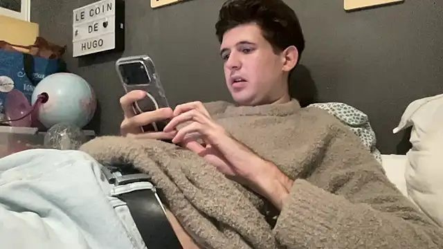 Snapshot of VersaGoo chatting on 11.17.25 VersaGoo online show from 11.17.25