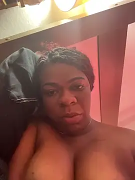 Snapshot of Priihmedeiros chatting on 02.06.26 Priihmedeiros online show from 02.06.26