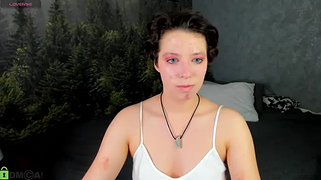 Sara Frayer online show from 02.12.26