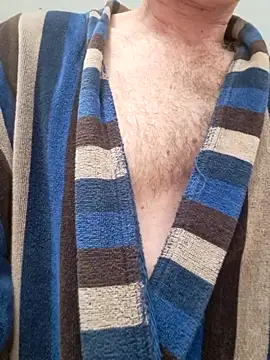 Snapshot of Vintermelon2 chatting on 11.09.25 Vintermelon2 online show from 11.09.25