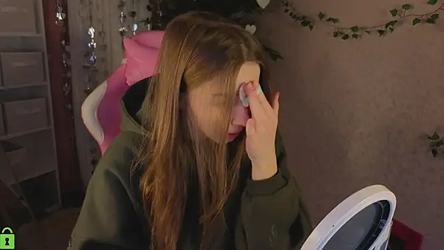 L1na Reeds online show from 02.16.26