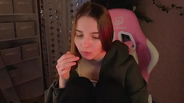 L1na Reeds online show from 03.06.26