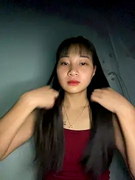 banlinh004 online show from 10.31.25