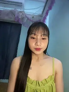 Snapshot of banlinh004 chatting on 05.29.26 banlinh004 online show from 05.29.26