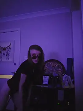 Snapshot of lonely_Cosplay_chick chatting on 11.29.25 lonely Cosplay chick online show from 11.29.25