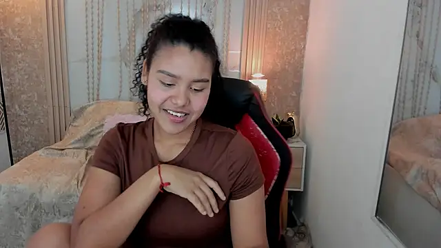 AriaVega online show from 05.18.26