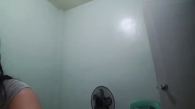 TeaseNPlease 13 online show from 12.17.25