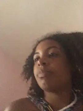 Lorennapires online show from 11.02.25