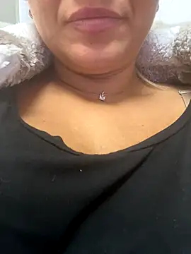 Snapshot of Daiana_Andra chatting on 10.19.25 Daiana Andra online show from 10.19.25