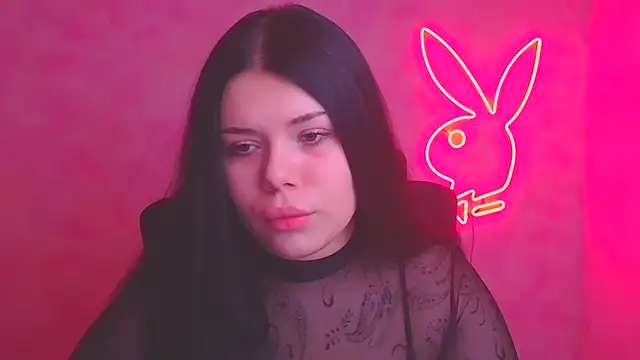 Snapshot of Mona_Esty chatting on 11.19.25 Mona Esty online show from 11.19.25